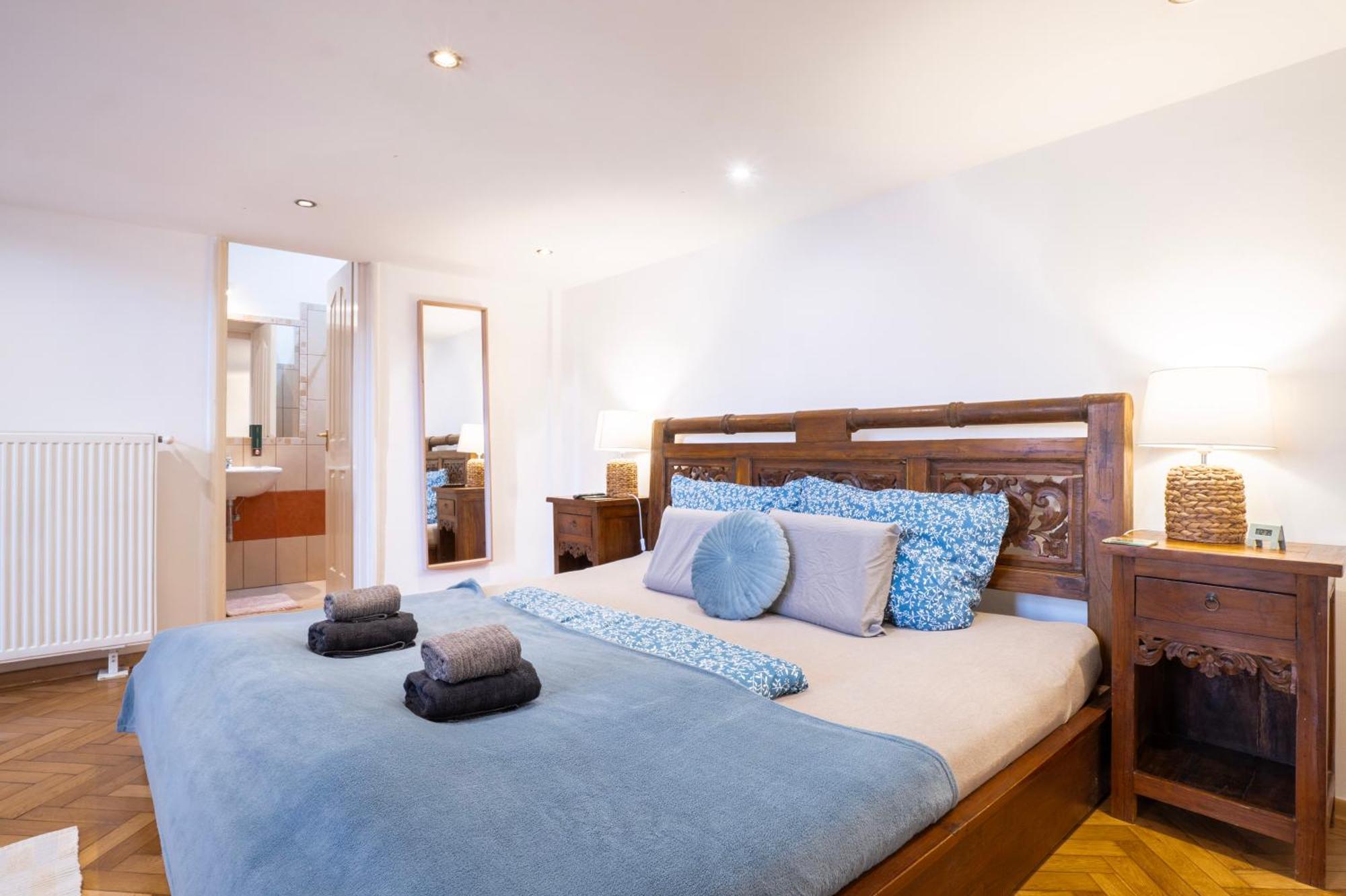 Cedar Inn Budapest - Palace District Dış mekan fotoğraf