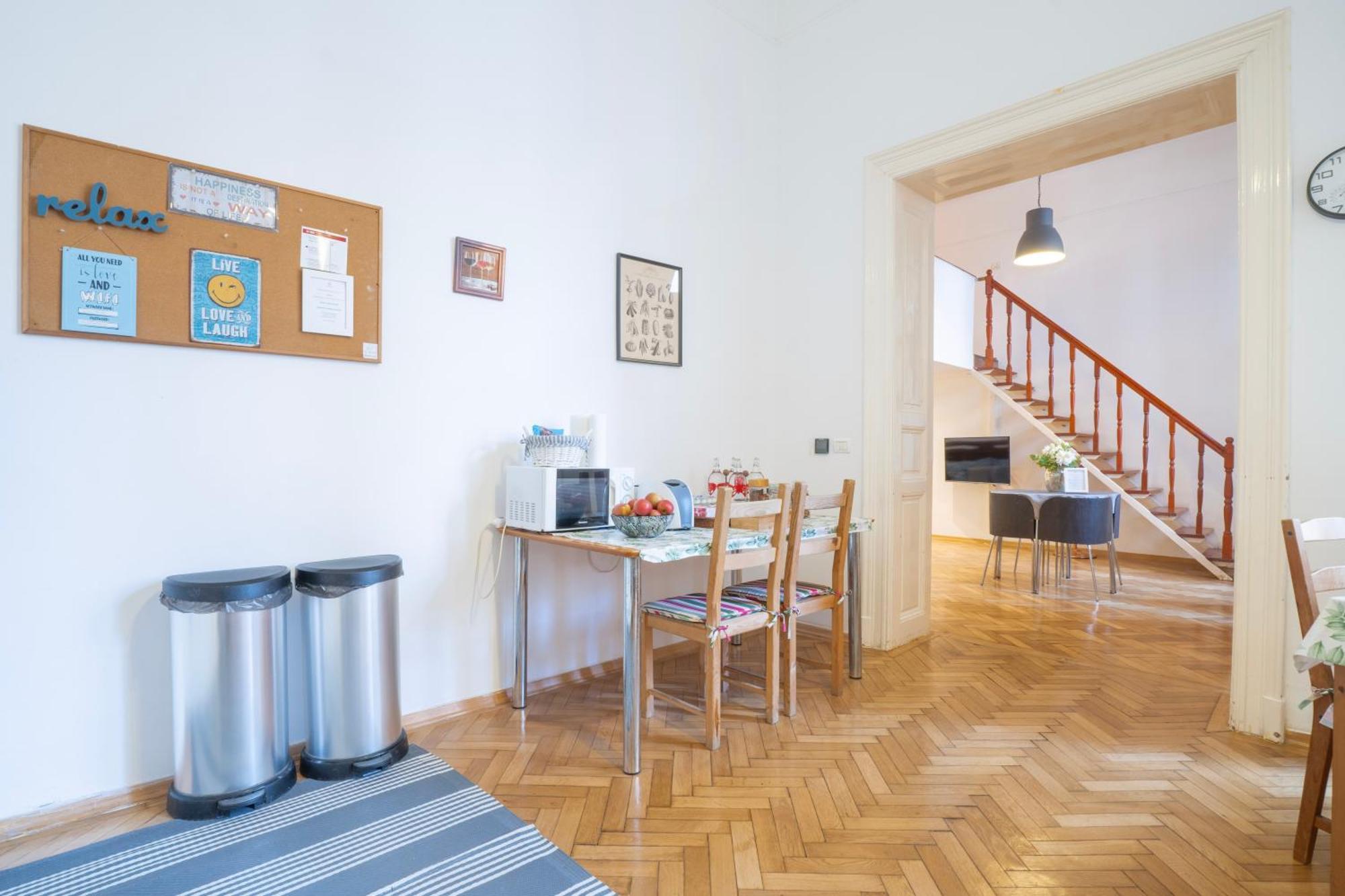 Cedar Inn Budapest - Palace District Dış mekan fotoğraf