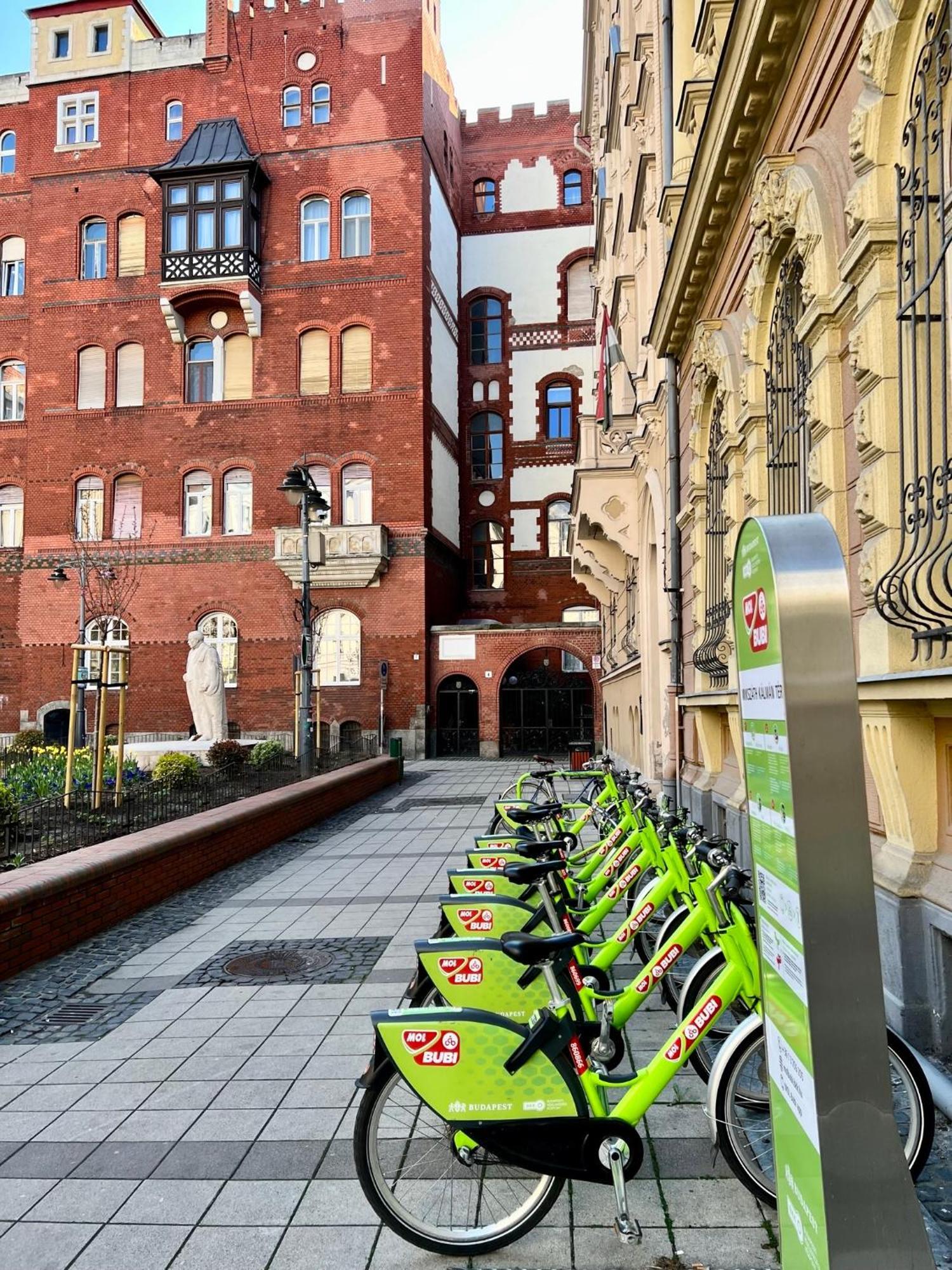 Cedar Inn Budapest - Palace District Dış mekan fotoğraf