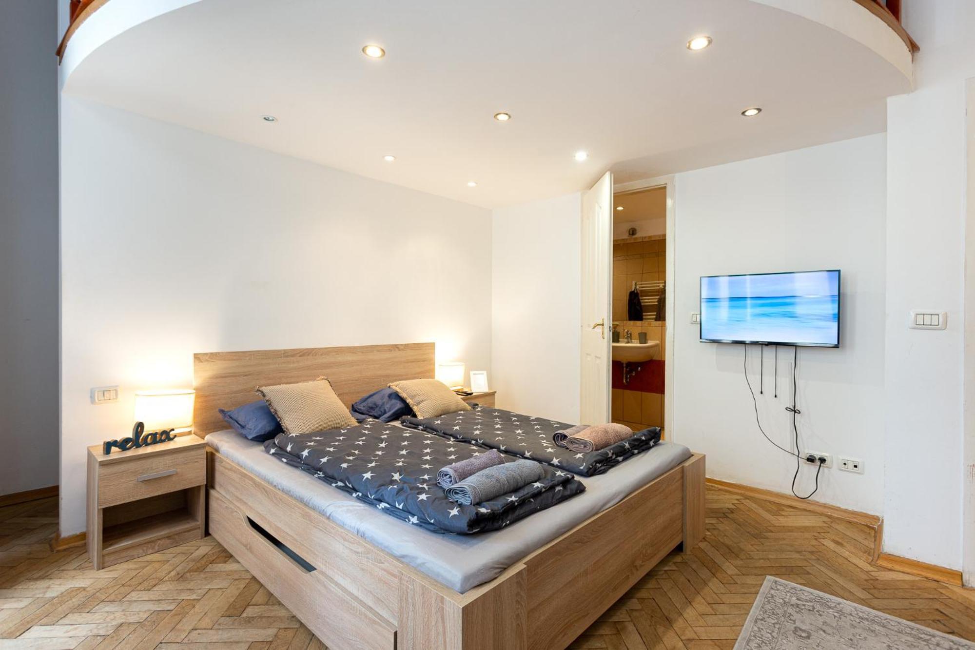 Cedar Inn Budapest - Palace District Dış mekan fotoğraf
